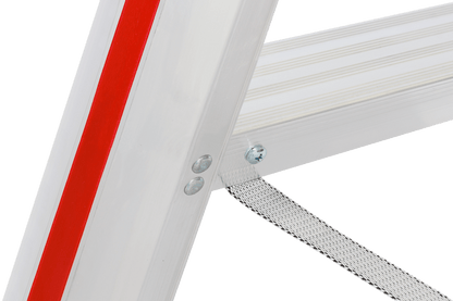 Hymer Stufenstehleiter 6024, beidseitig begehbar - Topleiter